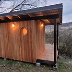 Feriehus Tri Domky - Tiny Depoltice