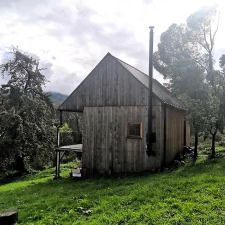 Tri Domky - Tiny Holiday home Depoltice