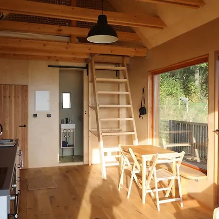 Holiday home Tri Domky - Tiny