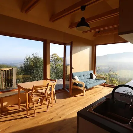 Tri Domky - Tiny Holiday home Depoltice