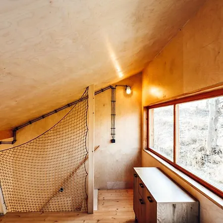 Tri Domky - Tiny Holiday home Depoltice